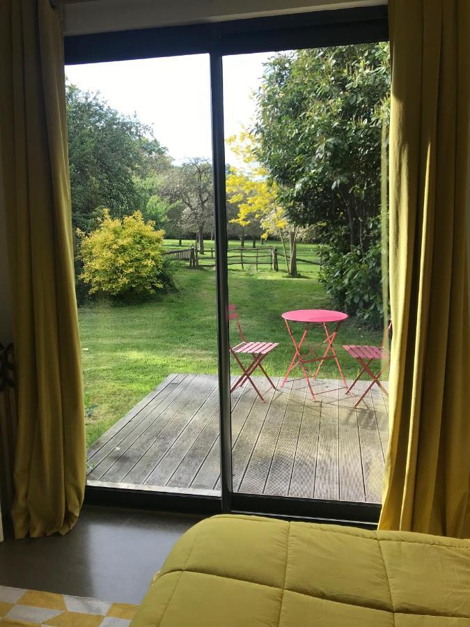 Le Mesnil Bed and Breakfast Dance  Exteriör bild
